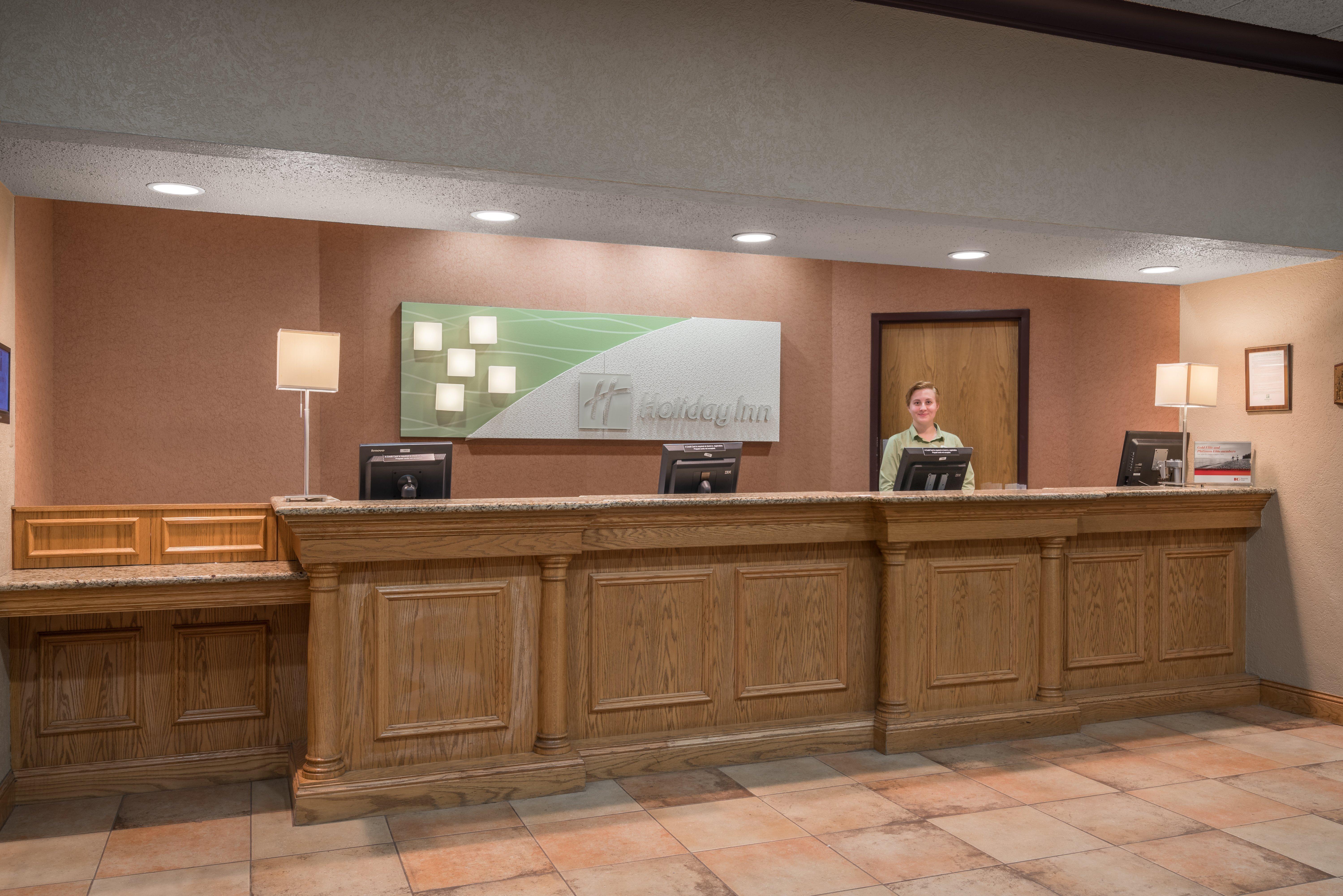 Holiday Inn & Suites St. Cloud By Ihg Exterior foto